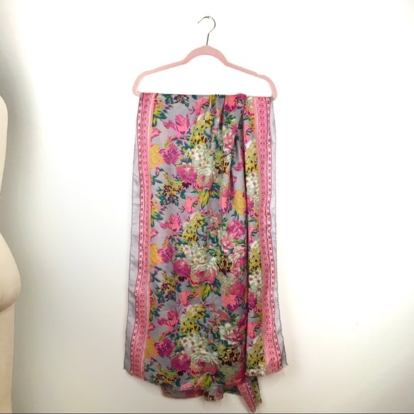 3 assorted scarves - Picture 6 of 7